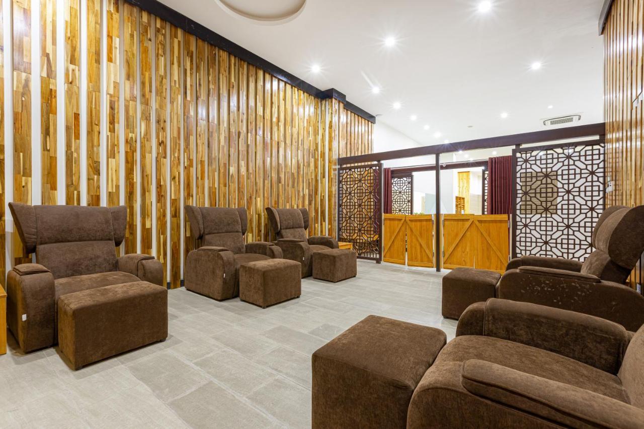 Anh Phat Resort Tinh Gia Bagian luar foto