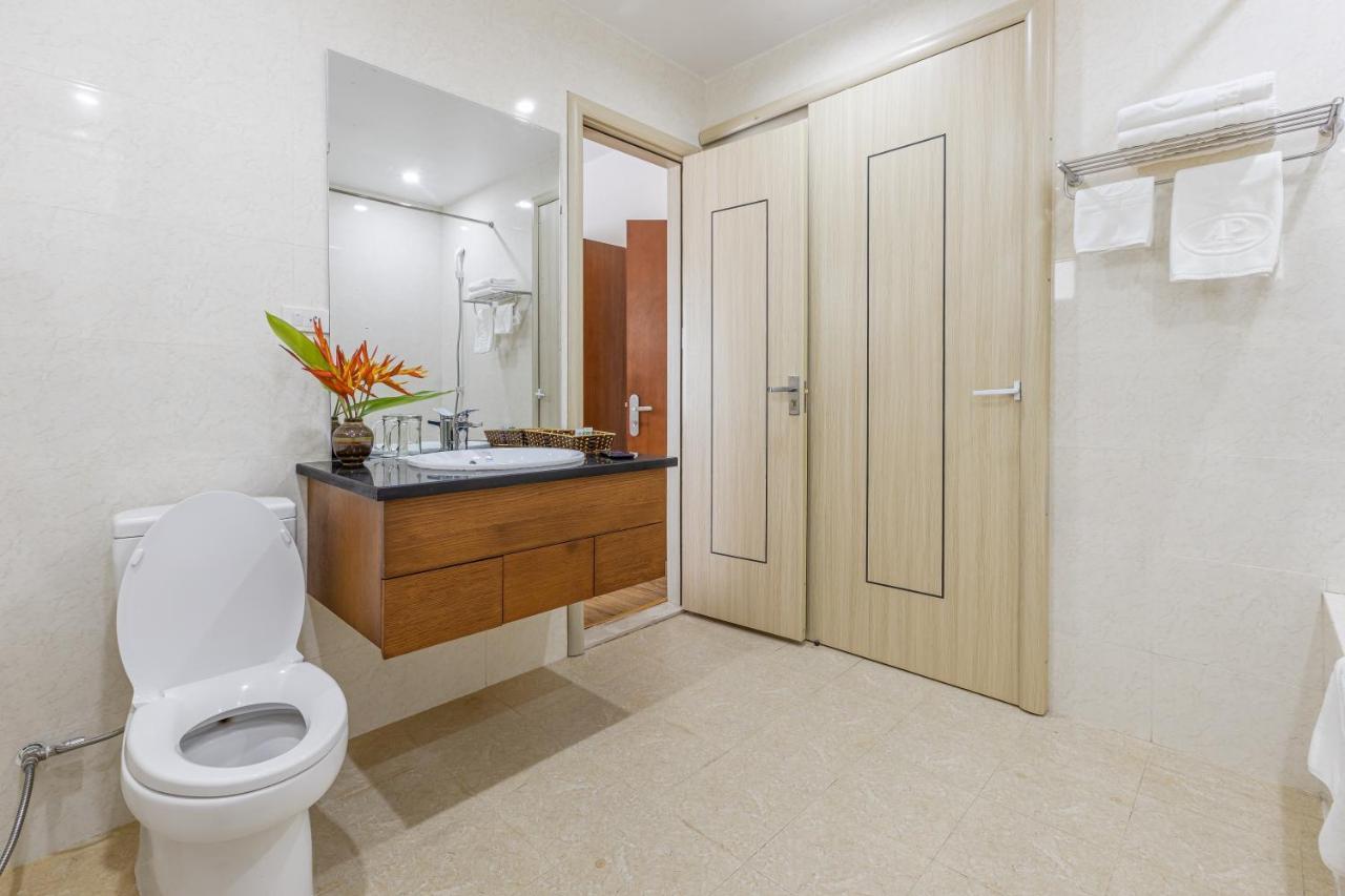 Anh Phat Resort Tinh Gia Bagian luar foto